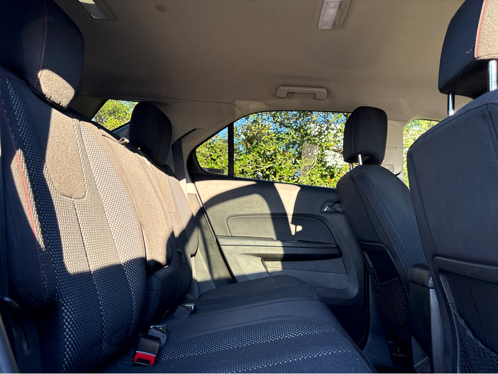 Used 2015 Chevrolet Equinox LT w/ Driver Convenience Package image 19