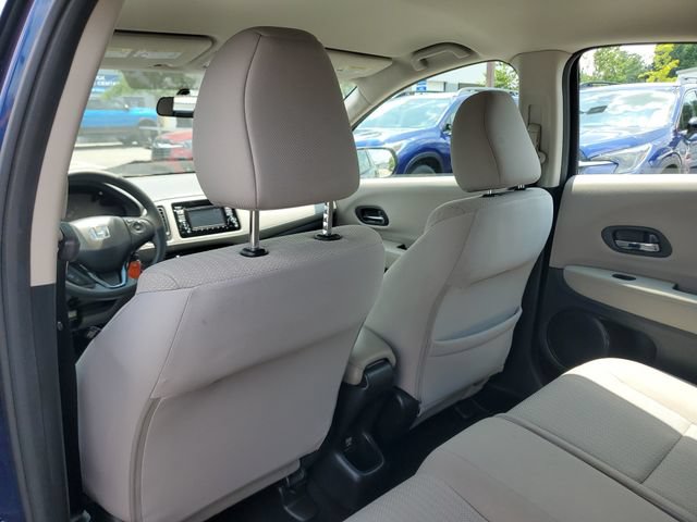 Used 2017 Honda HR-V LX image 11