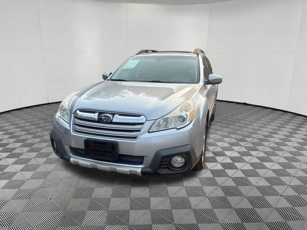 Used 2014 Subaru Outback 2.5i Limited AWD/4WD image 2