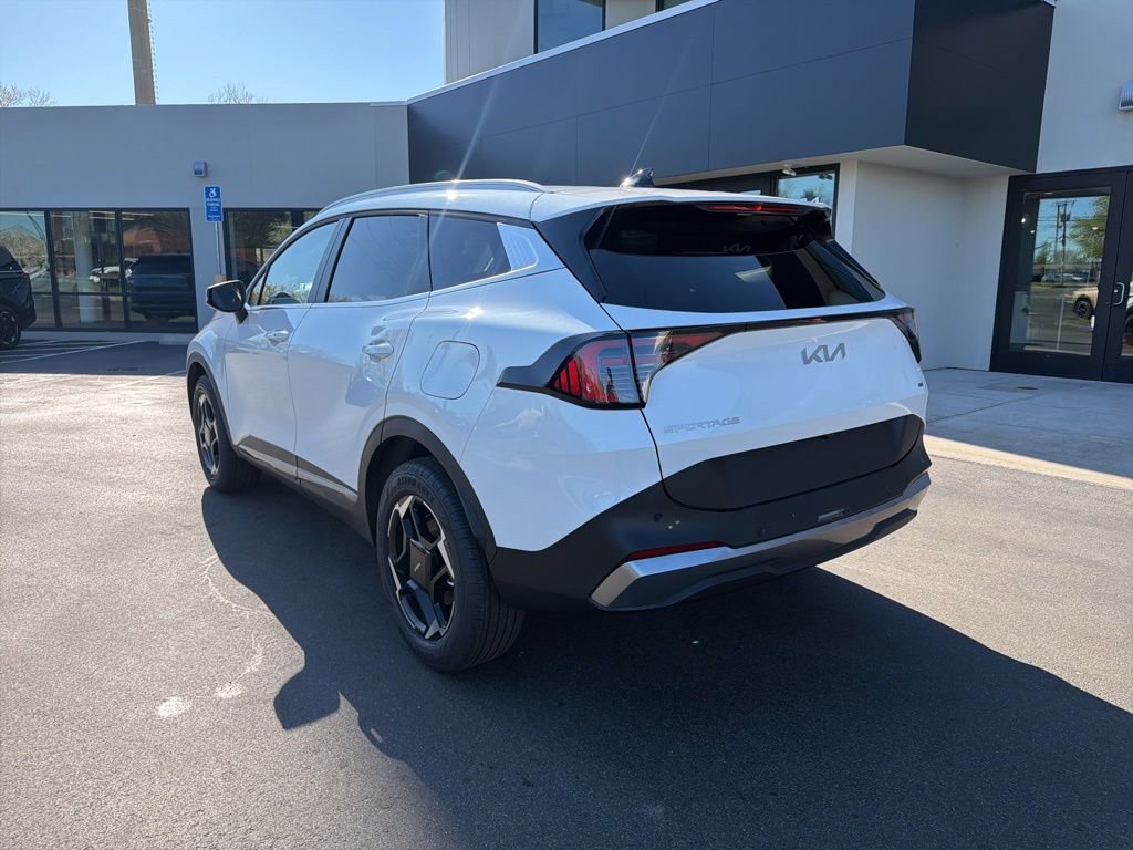 New 2026 Kia Sportage EX AWD/4WD image 10