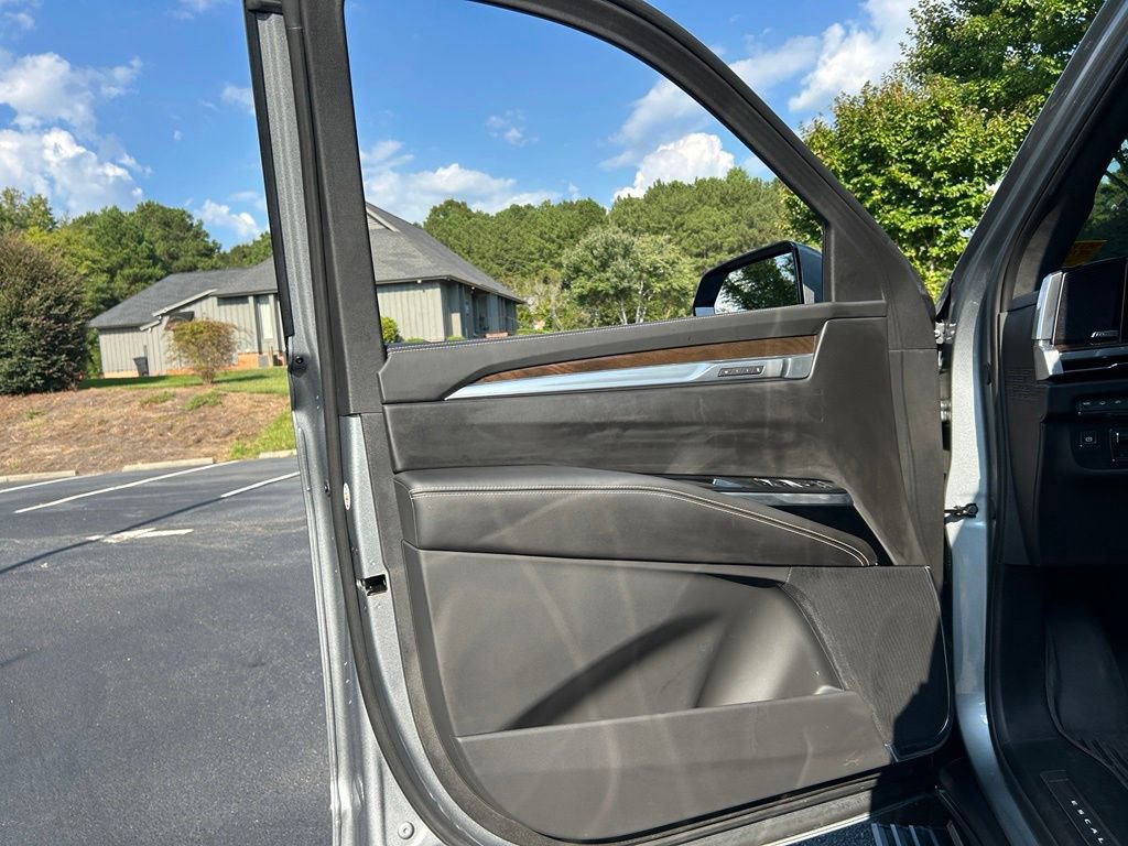 Used 2025 Cadillac Escalade Sport Platinum w/ LPO, ONYX Package RWD image 76