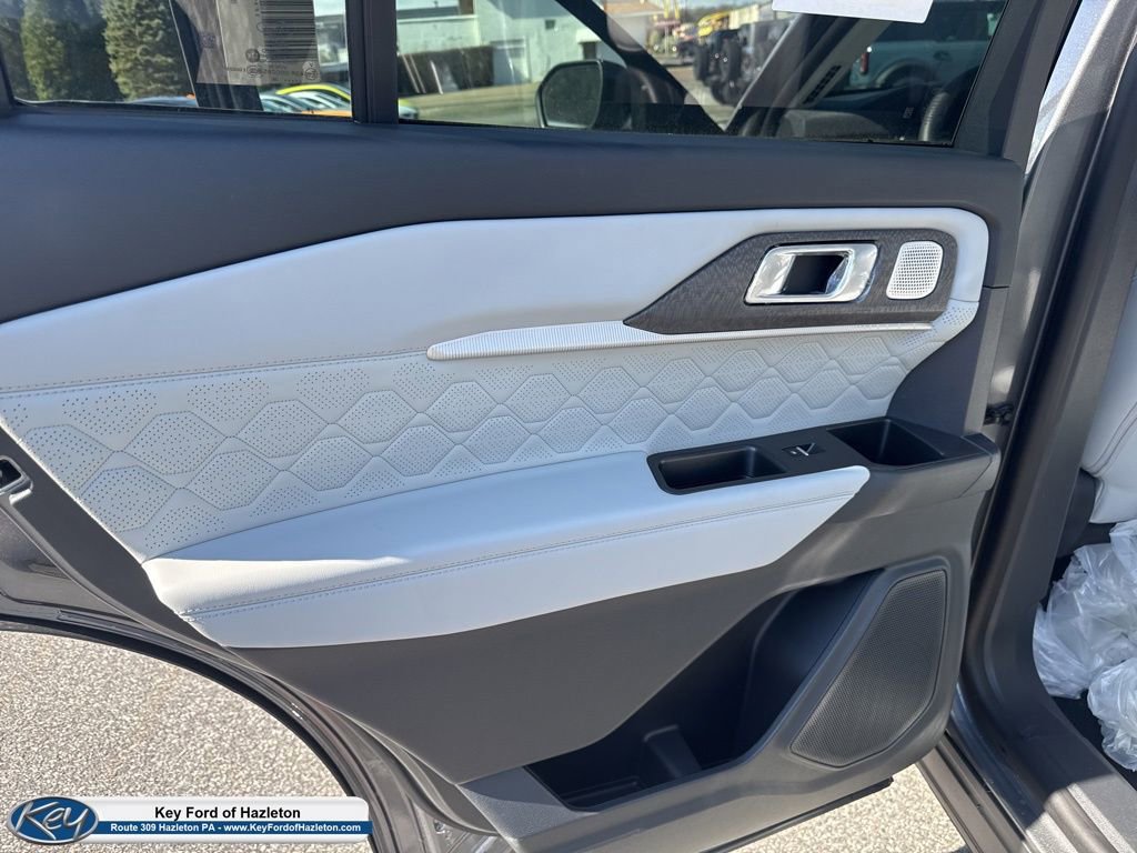 New 2026 Ford Explorer Platinum AWD/4WD image 68