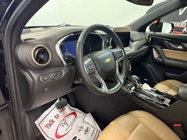 Used 2023 Chevrolet Blazer Premier w/ Enhanced Convenience Package FWD image 13