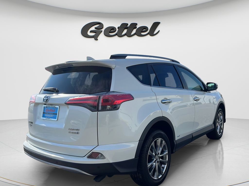 Used 2018 Toyota RAV4 Limited AWD/4WD image 5