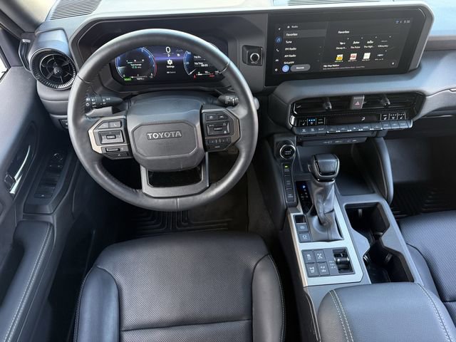 Used 2024 Toyota Land Cruiser image 12