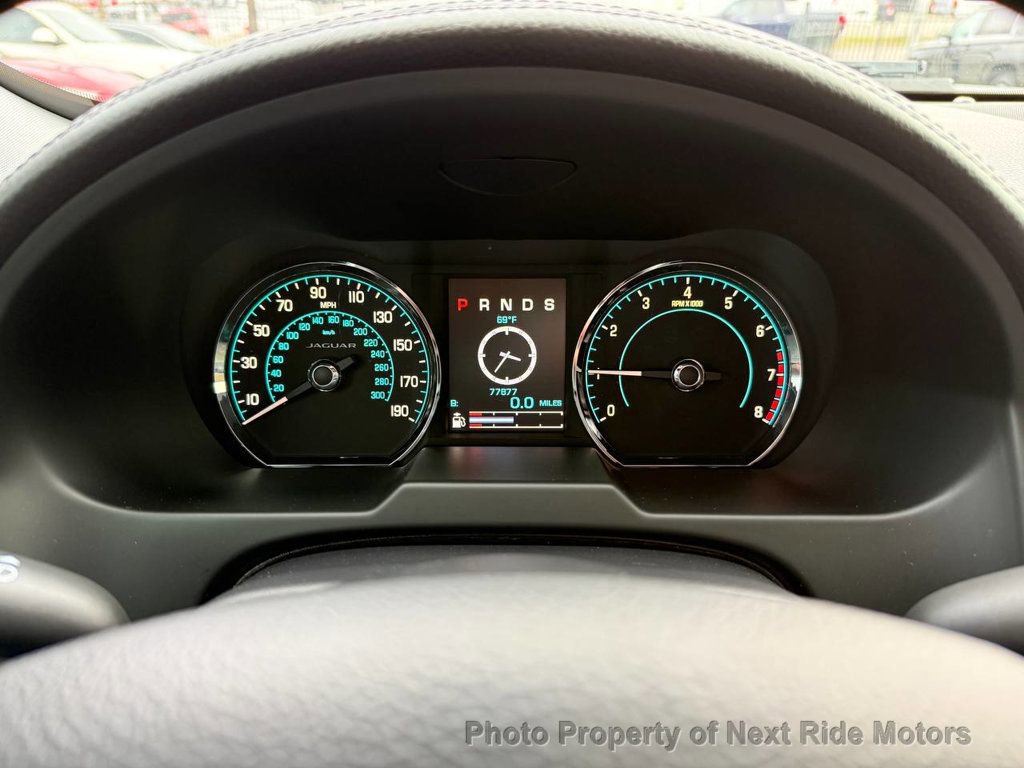 Used 2015 Jaguar XF Premium image 23