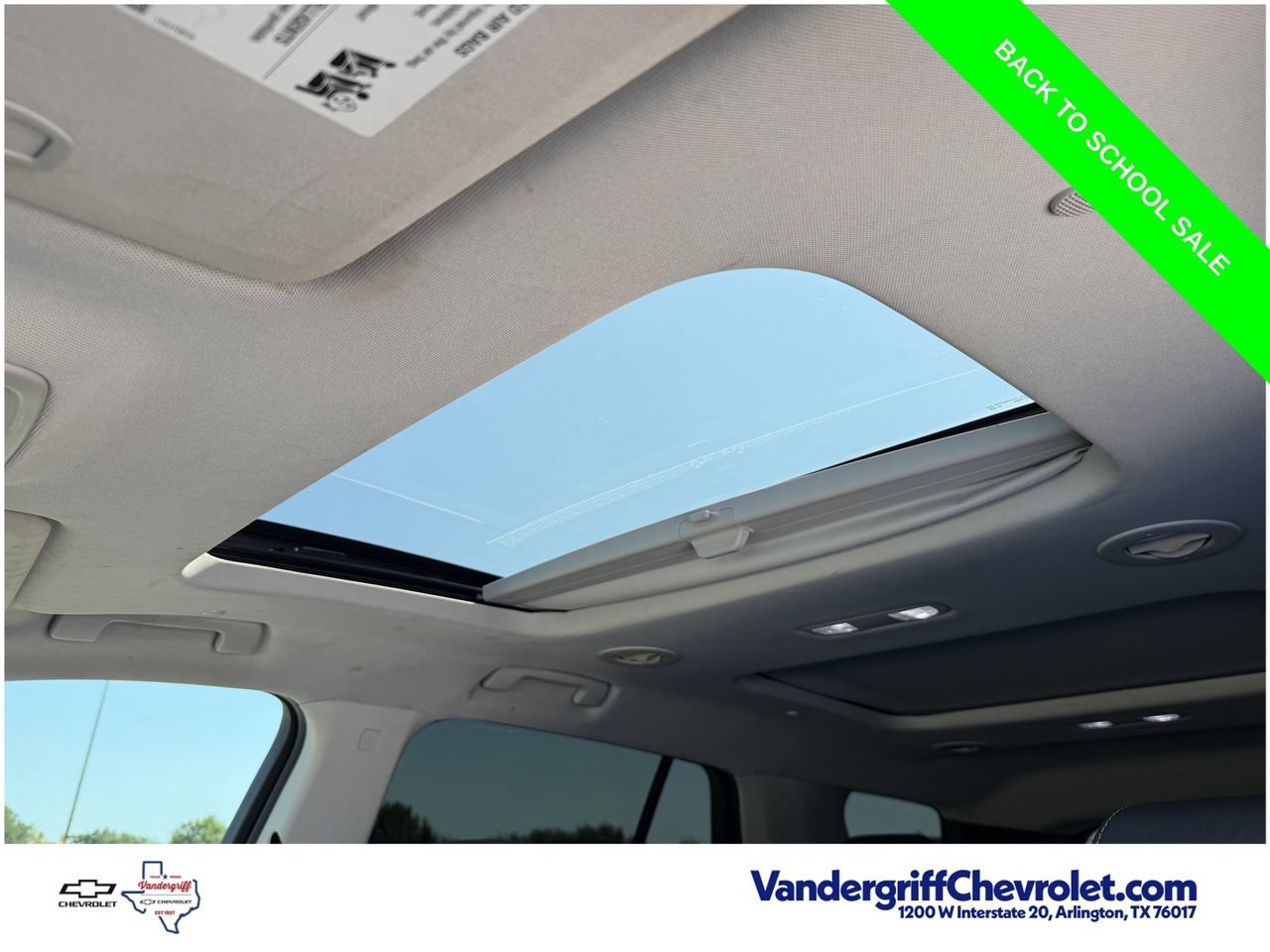Used 2021 Chevrolet Traverse Premier w/ Redline Edition FWD image 21