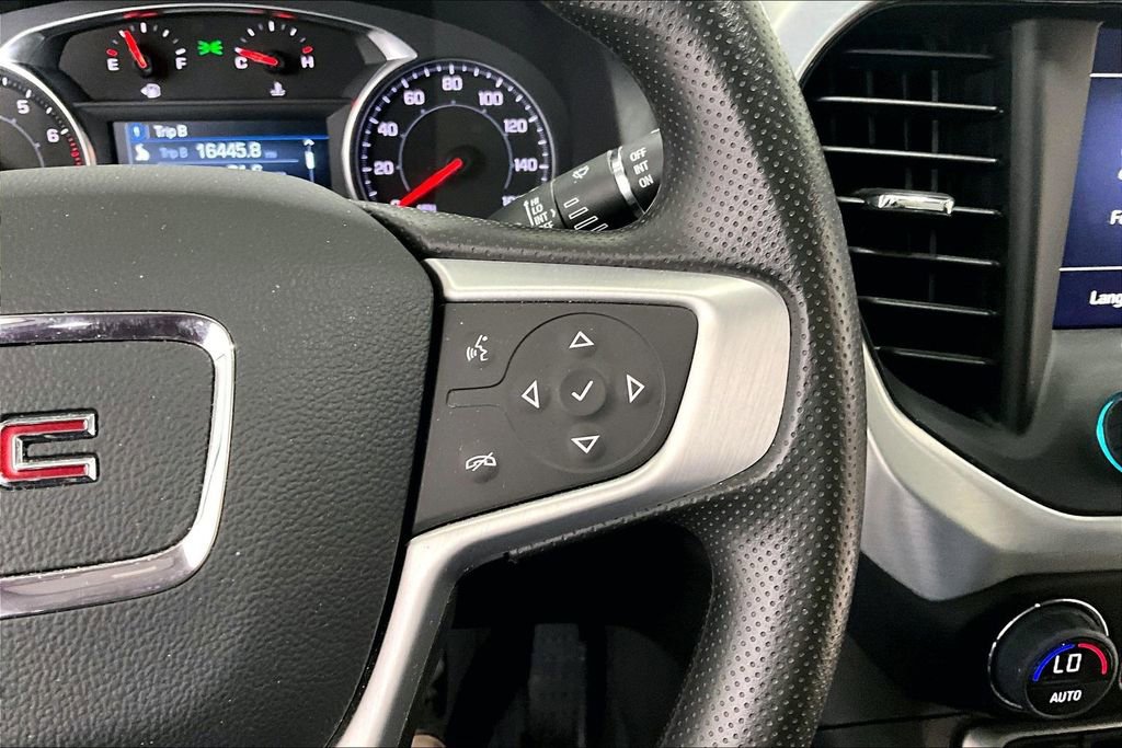 Used 2023 GMC Acadia SLE w/ LPO, Floor Liner Package FWD image 12