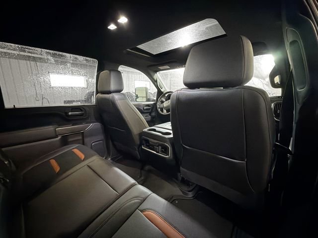 Used 2022 GMC Sierra 2500 AT4 w/ AT4 Premium Plus Package image 11