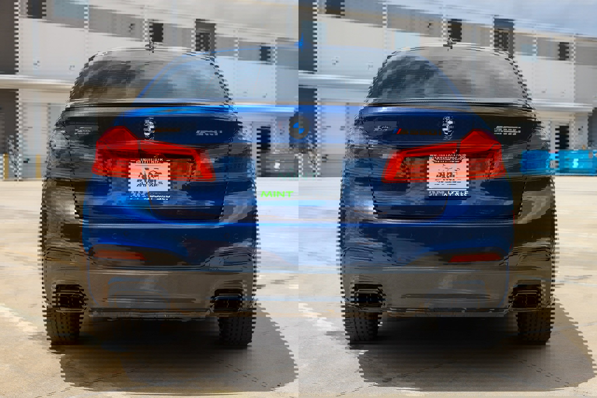 Used 2018 BMW M550i xDrive image 15