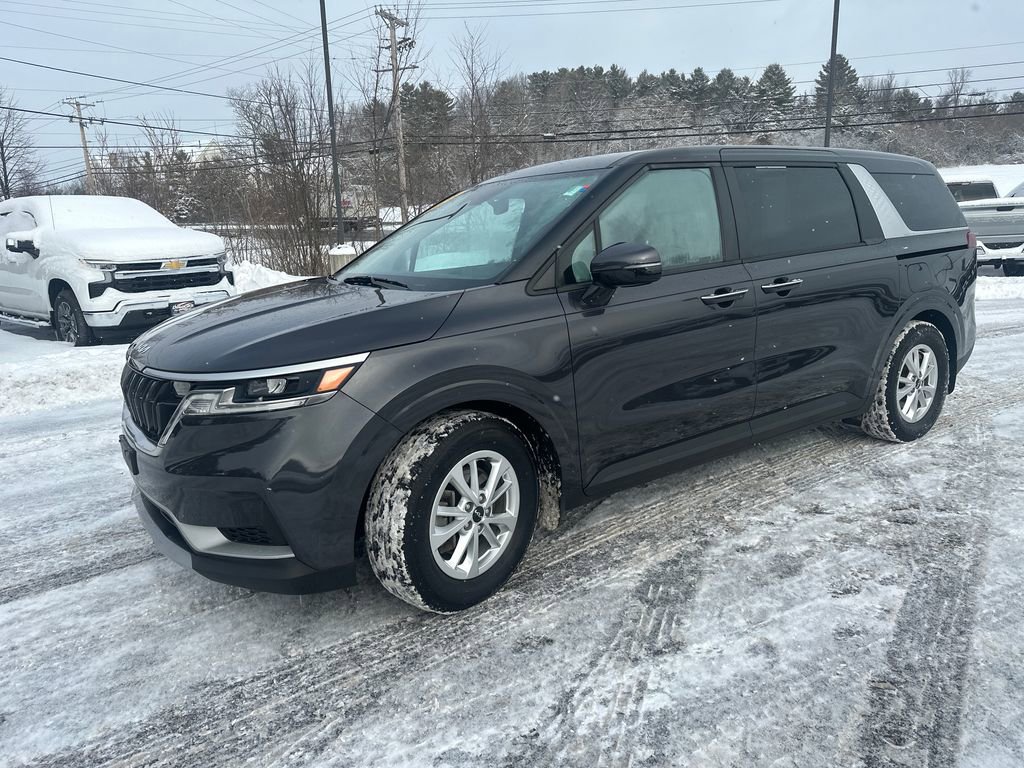Used 2023 Kia Carnival LX
