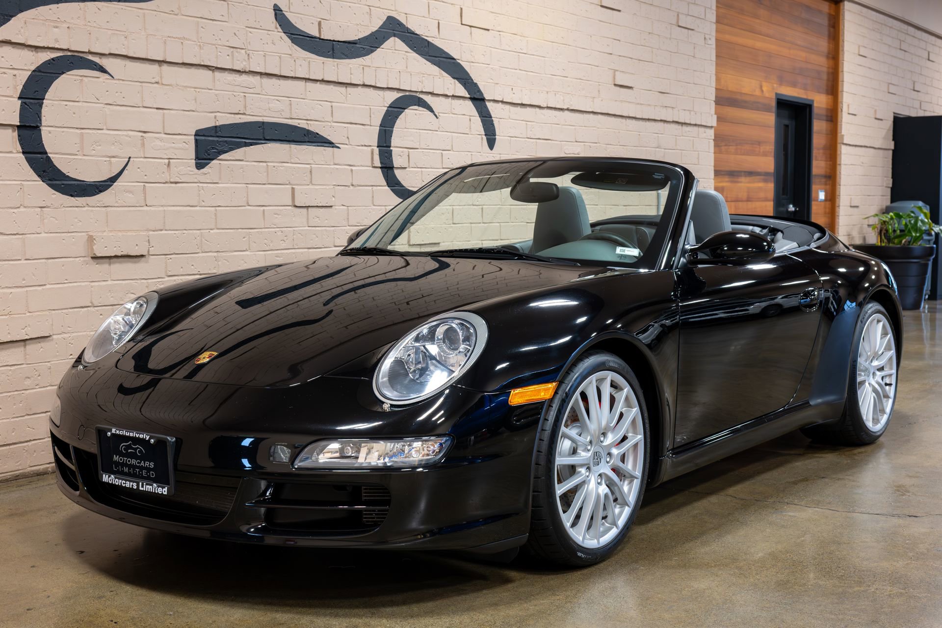 Used 2006 Porsche 911 Carrera S image 14