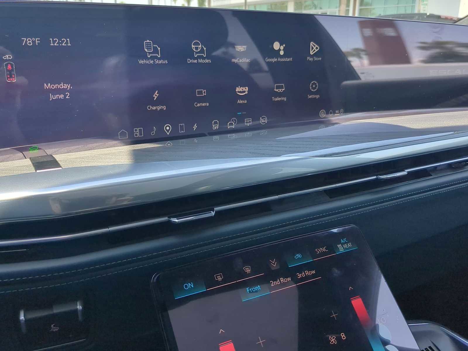 New 2025 Cadillac Escalade IQ Sport 2 image 18