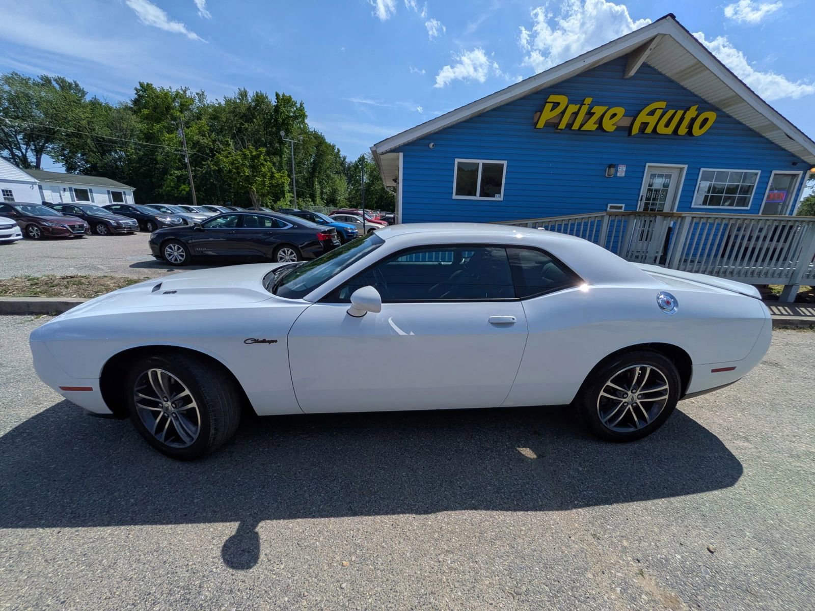 Used 2019 Dodge Challenger SXT AWD/4WD image 3