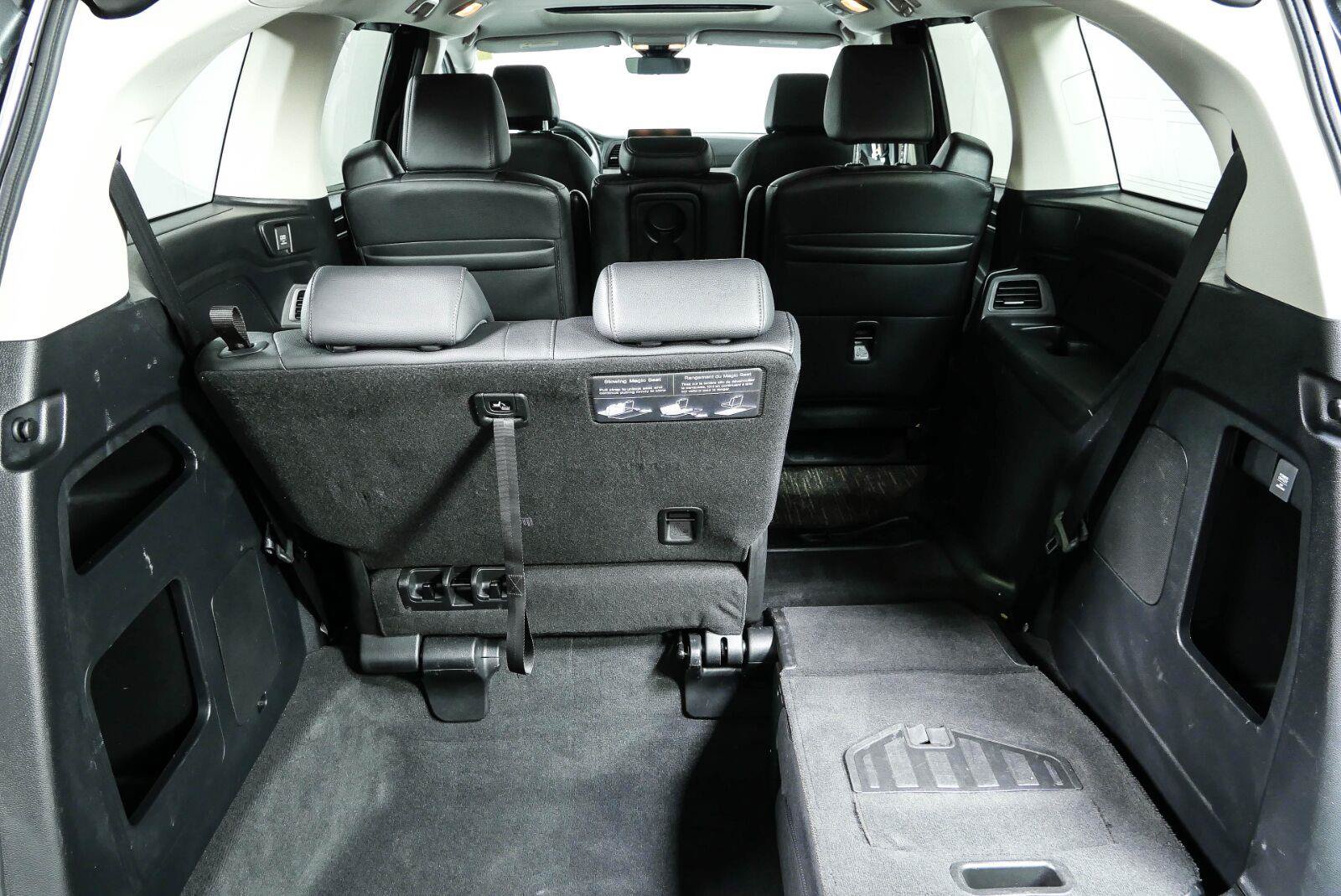 Used 2025 Honda Odyssey EX-L image 27