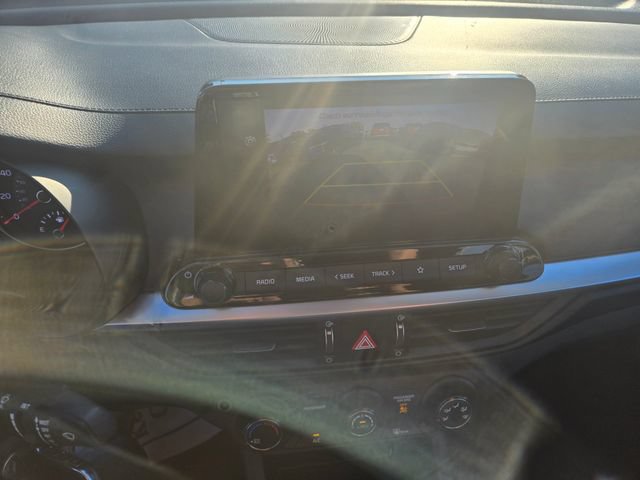 Used 2024 Kia Forte LXS w/ LXS Technology Package FWD image 12