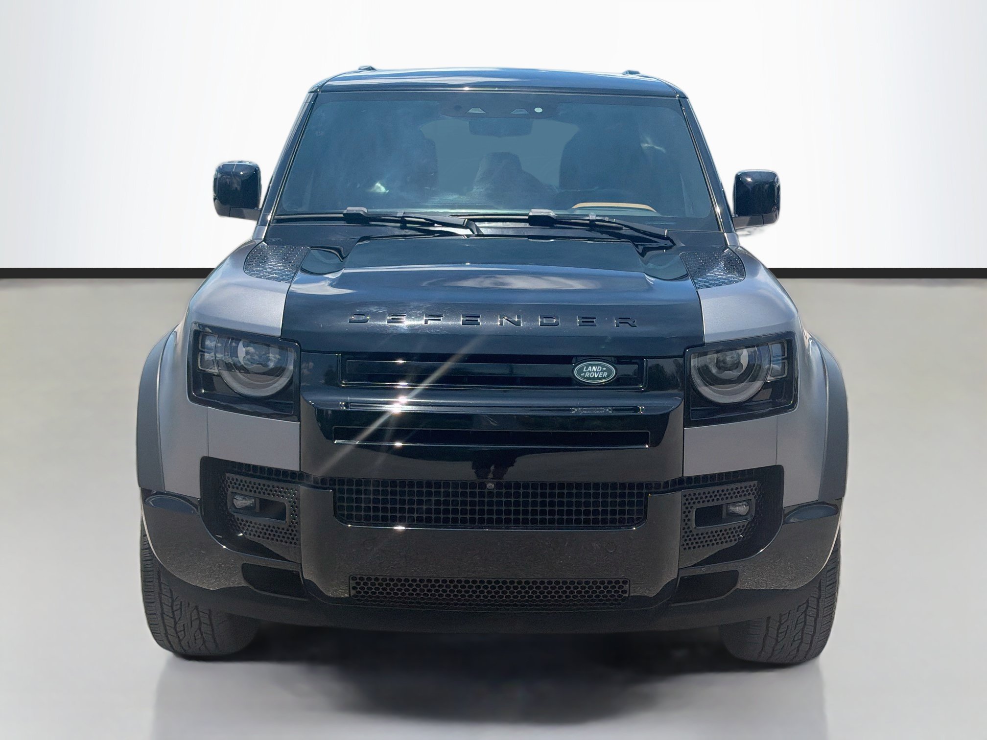 Used 2023 Land Rover Defender 110 X AWD/4WD image 8