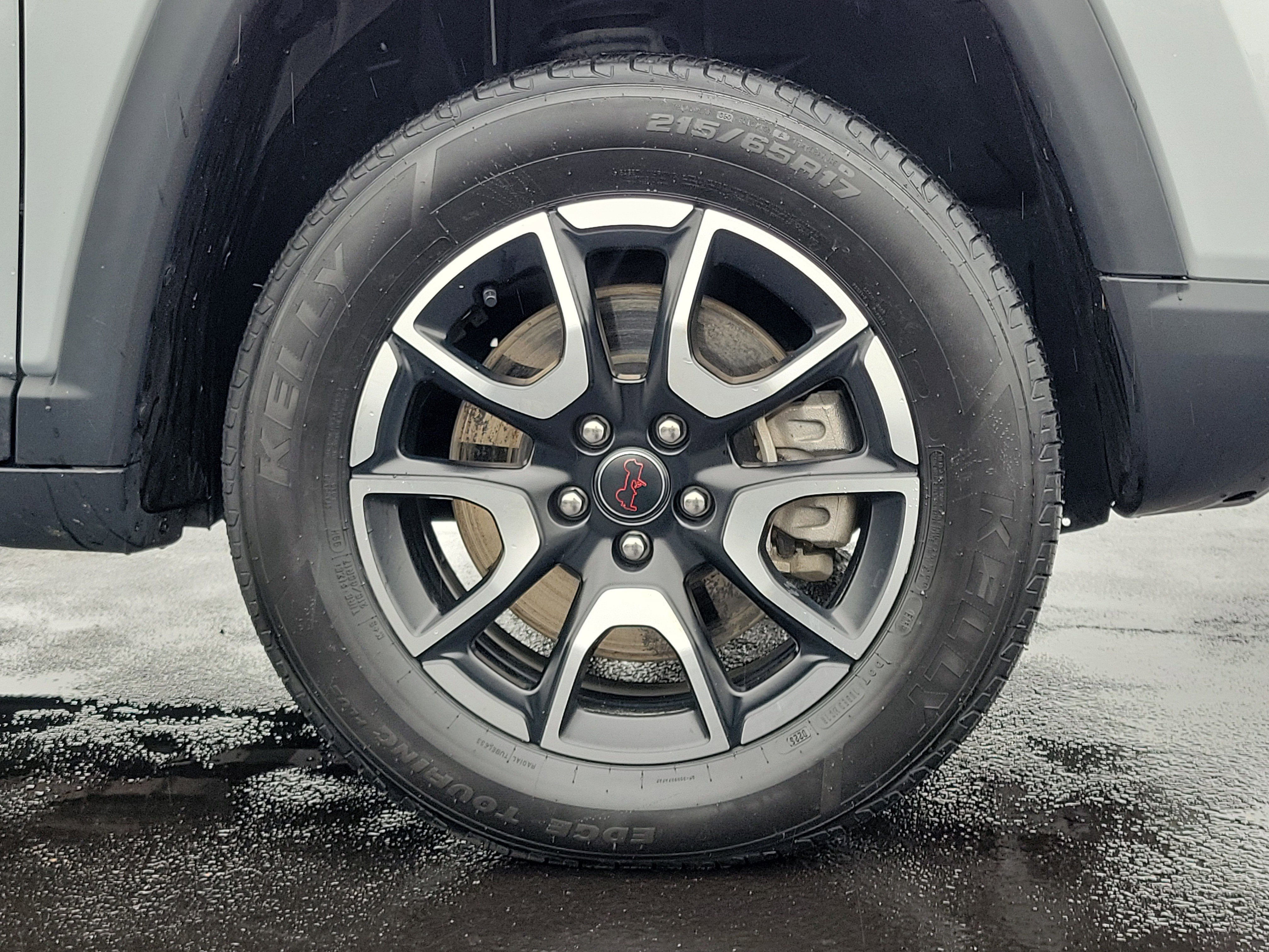 Used 2025 Jeep Compass Trailhawk AWD/4WD image 5