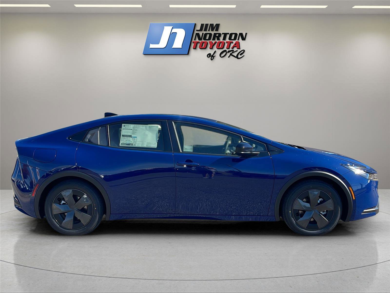 New 2026 Toyota Prius Plug-In Hybrid image 4