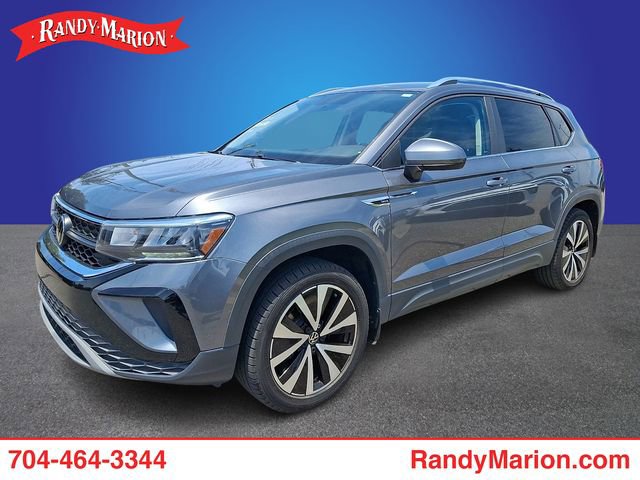 Used 2022 Volkswagen Taos SE AWD/4WD image 1