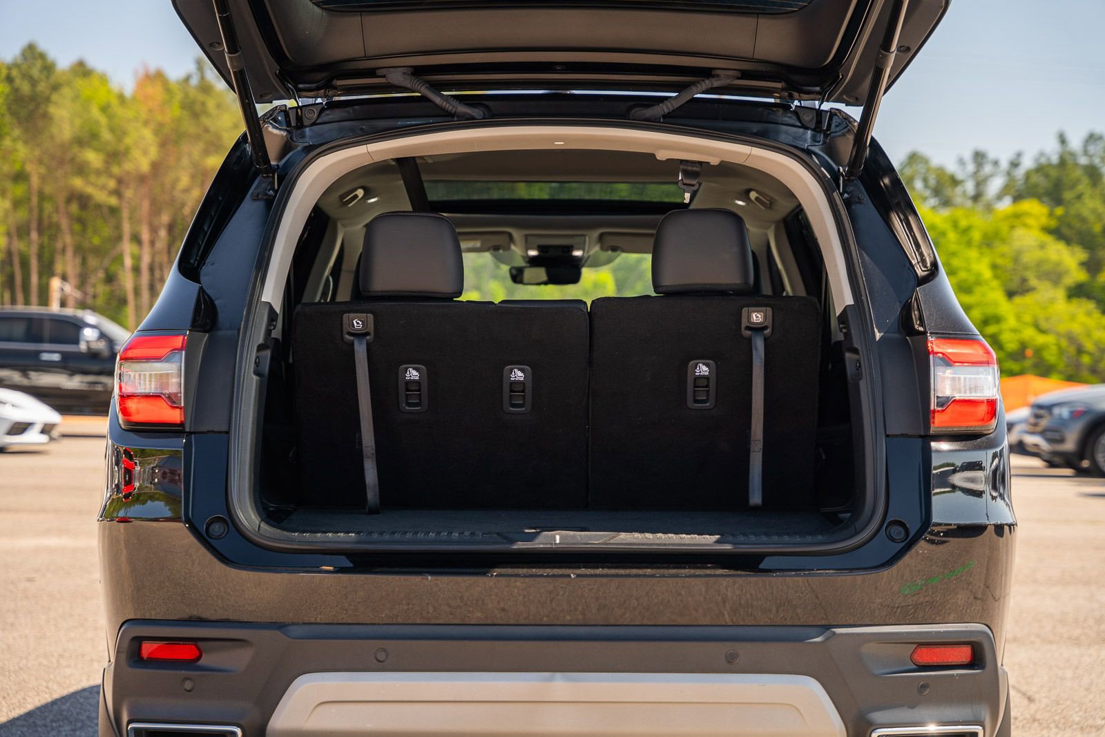 Used 2024 Honda Pilot Touring image 18