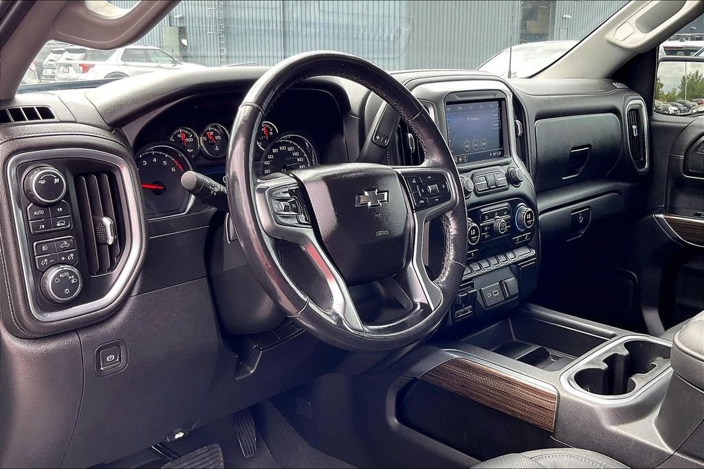 Used 2019 Chevrolet Silverado 1500 RST w/ True North Edition AWD/4WD image 17