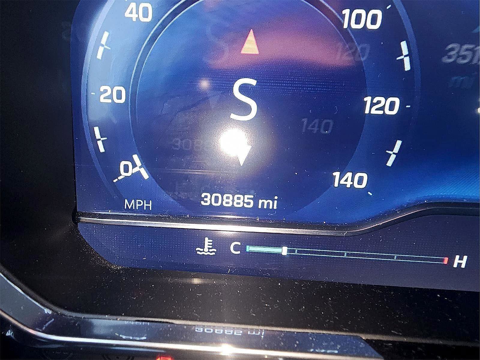 Used 2023 Chevrolet Silverado 1500 RST image 13