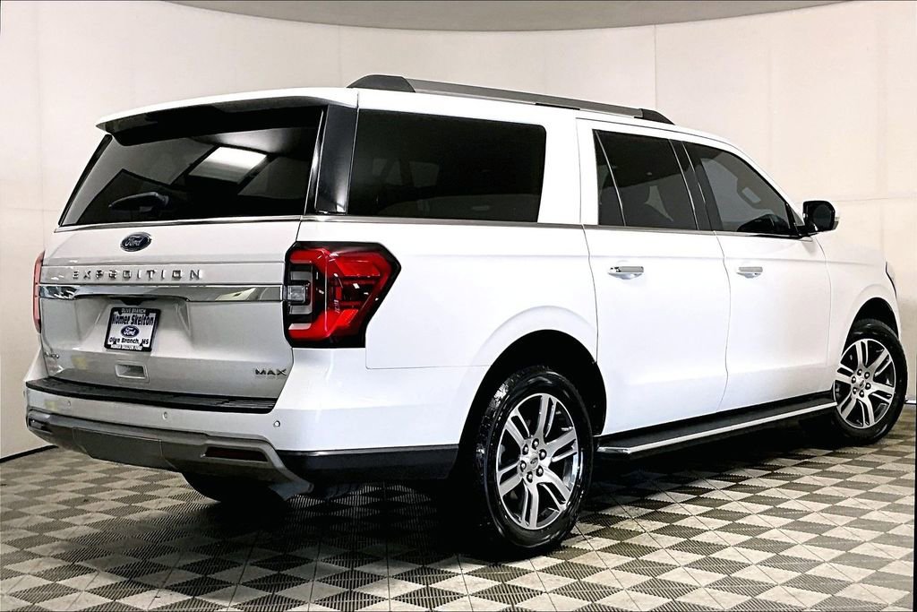 Used 2023 Ford Expedition Max Limited RWD image 12