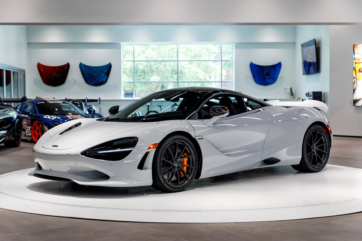 Used 2027 McLaren 750S RWD image 50