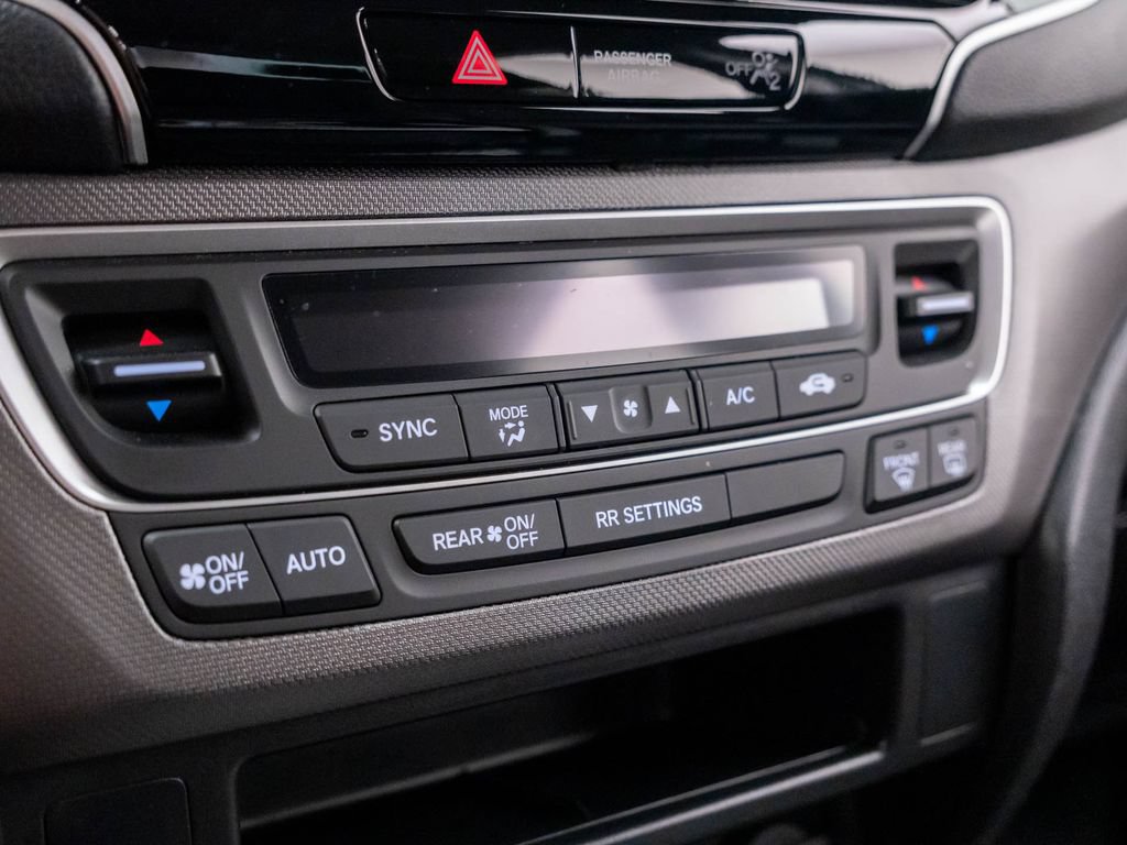 Used 2025 Honda Ridgeline Sport image 24