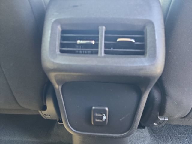 Used 2023 Chevrolet Equinox LS w/ LS Convenience Package FWD image 15