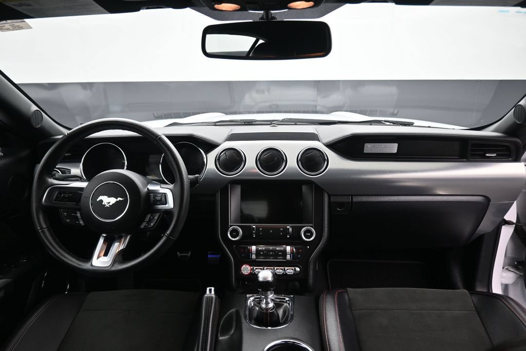 Used 2016 Ford Mustang GT Premium w/ Equipment Group 401A RWD image 39