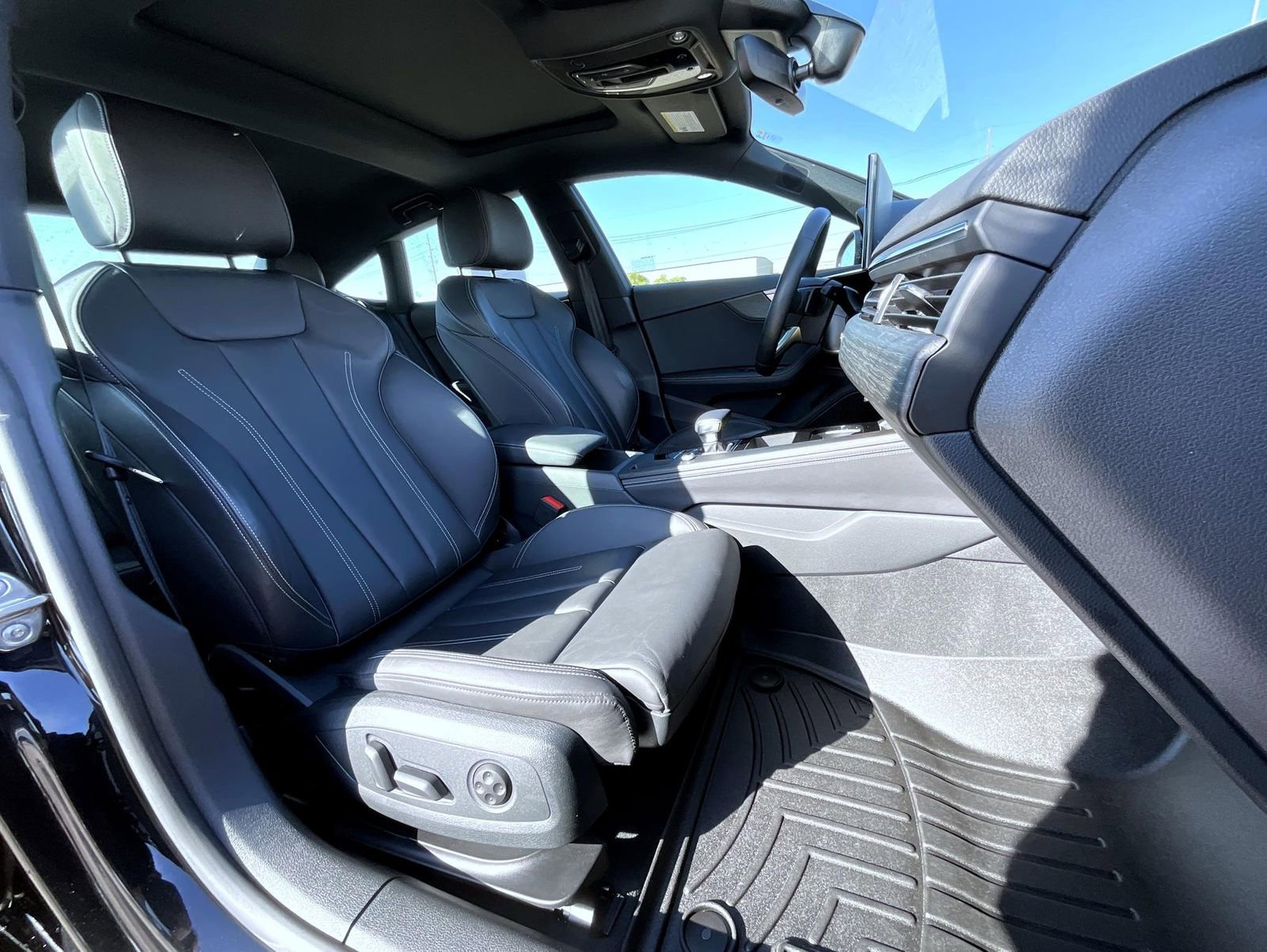 Used 2023 Audi A5 2.0T Premium Plus w/ Premium Plus image 16