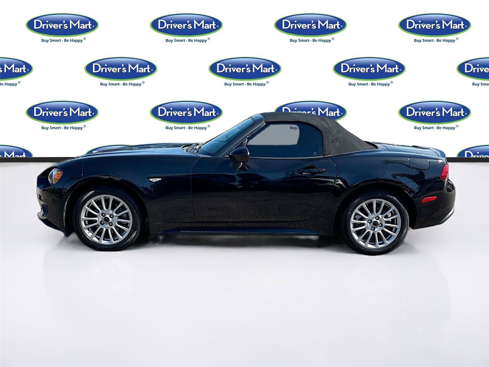 Used 2017 FIAT 124 Spider Classica RWD image 4