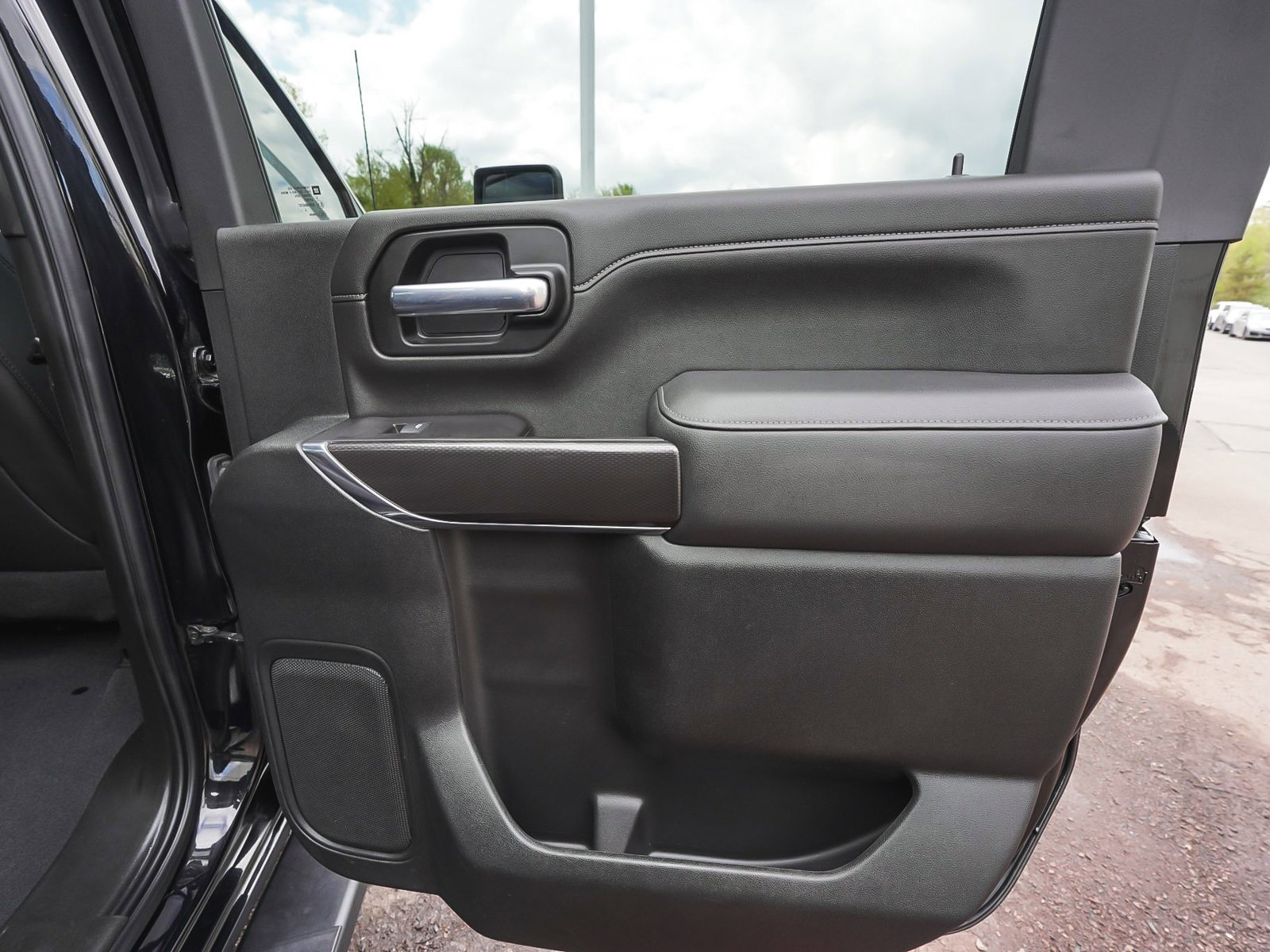 Used 2021 Chevrolet Silverado 2500 LTZ w/ Carhartt Edition AWD/4WD image 11