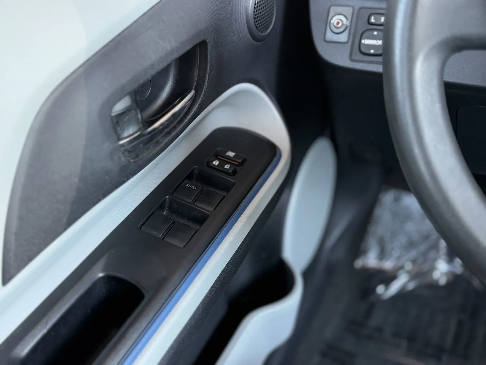 Used 2013 Toyota Prius C Three image 22