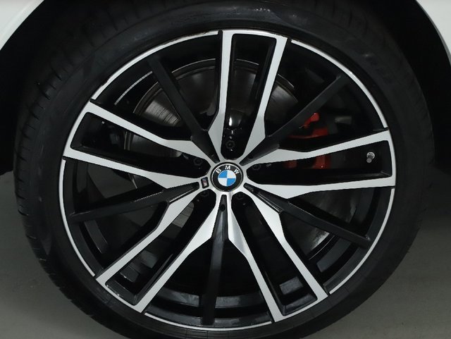 Used 2026 BMW X6 xDrive40i w/ Premium Package image 12