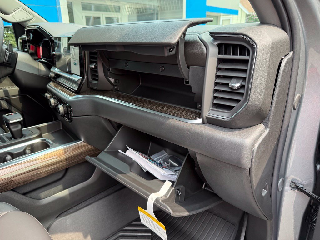 New 2026 Chevrolet Silverado 1500 LT w/ Z71 Off-Road Package AWD/4WD image 43