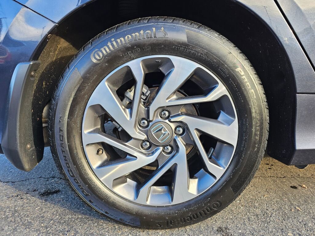 Used 2018 Honda Civic EX image 25