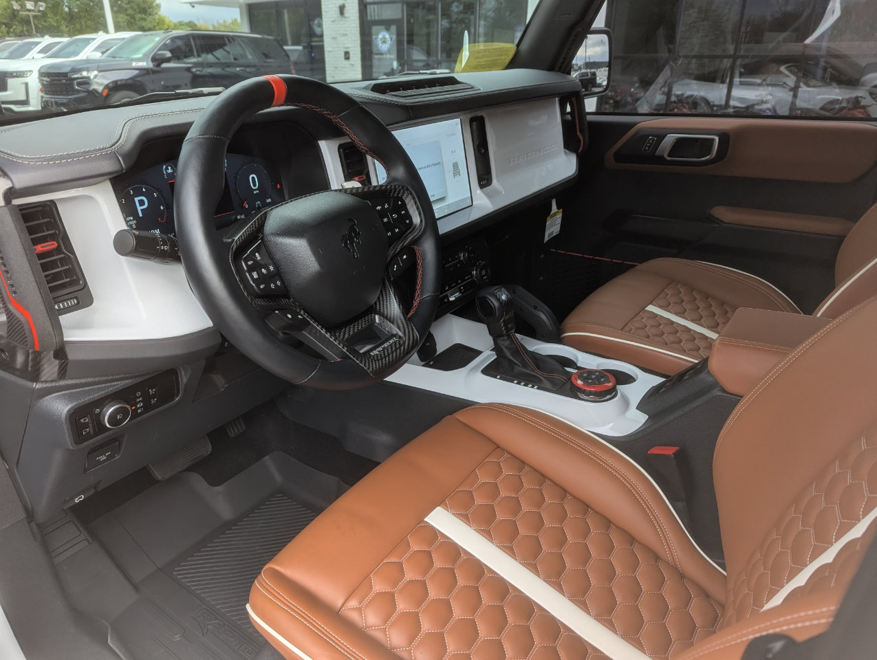 Used 2024 Ford Bronco Raptor w/ Interior Carbon Fiber Pack 6 image 15