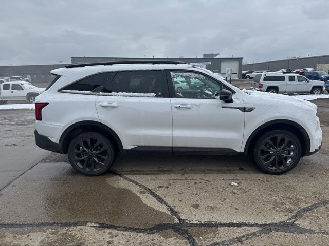Used 2022 Kia Sorento SX Prestige image 8