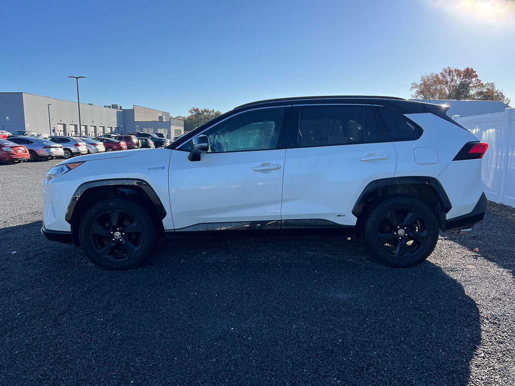 Used 2021 Toyota RAV4 XSE AWD/4WD image 3