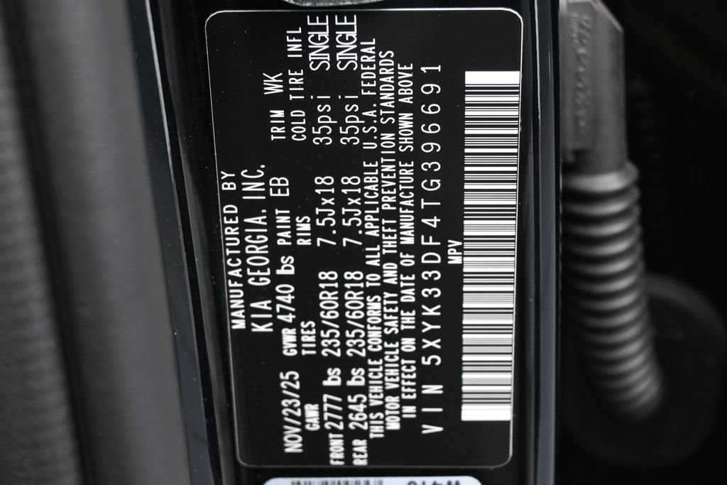 Used 2026 Kia Sportage EX w/ EX Panorama Roof Package FWD image 17