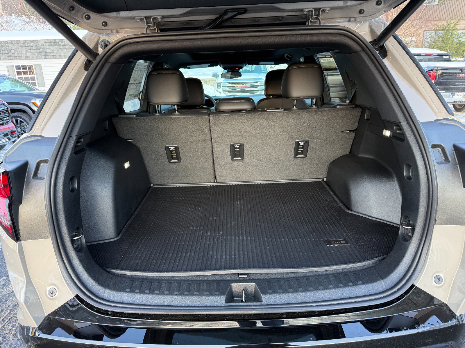 New 2026 GMC Terrain AT4 w/ Convenience Package III image 20