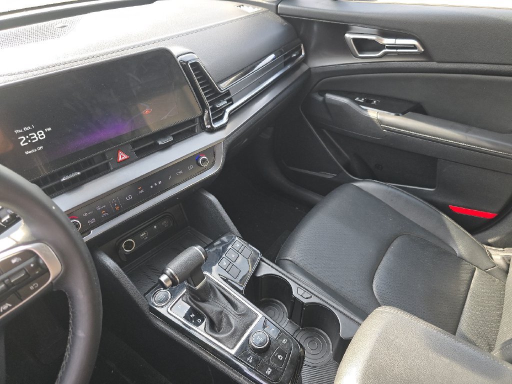 Used 2023 Kia Sportage EX AWD/4WD image 29