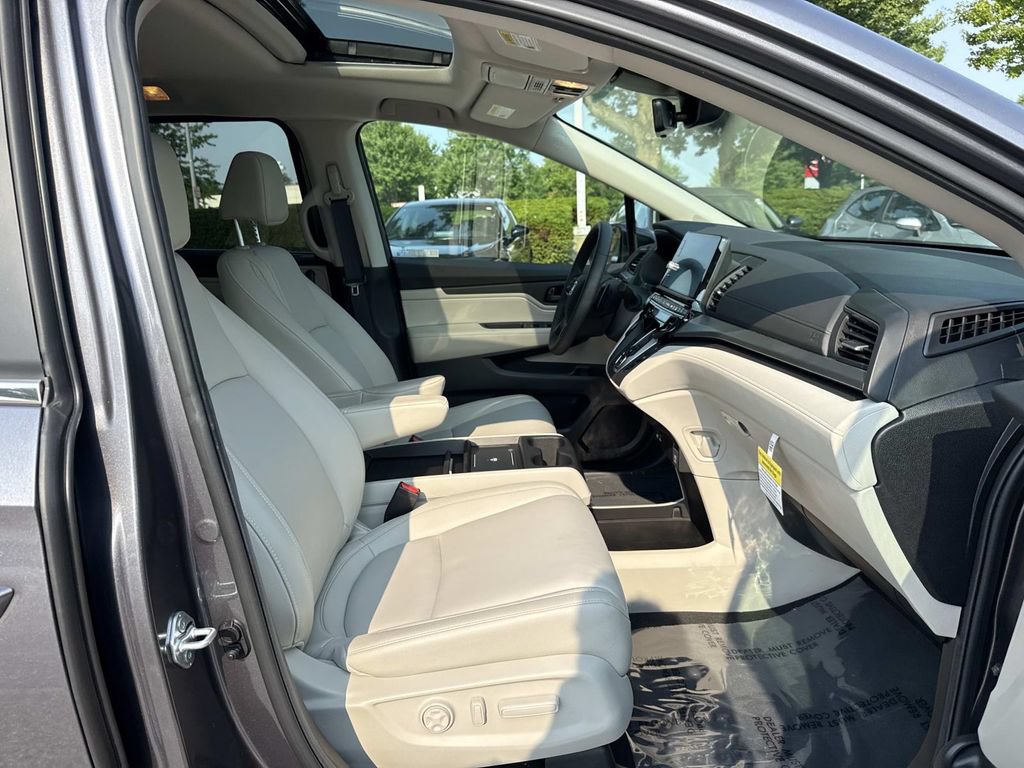 Certified 2026 Honda Odyssey EX-L image 22