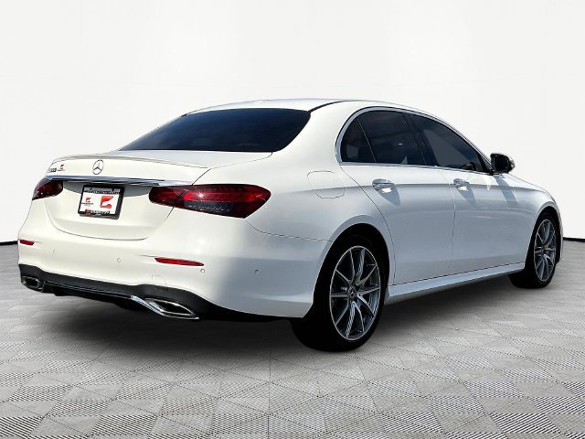 Used 2022 Mercedes-Benz E 350 Sedan w/ Driver Assistance Package image 7