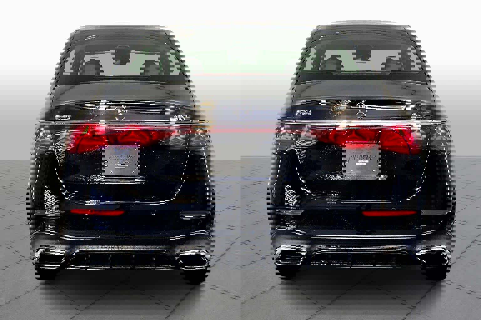 New 2026 Mercedes-Benz E 350 4MATIC Sedan image 4