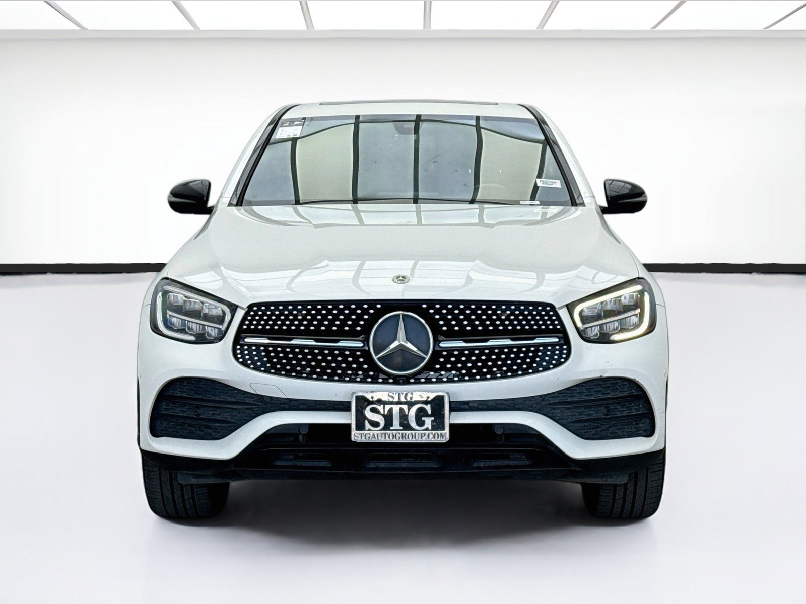 Used 2021 Mercedes-Benz GLC 300 4MATIC Coupe image 2