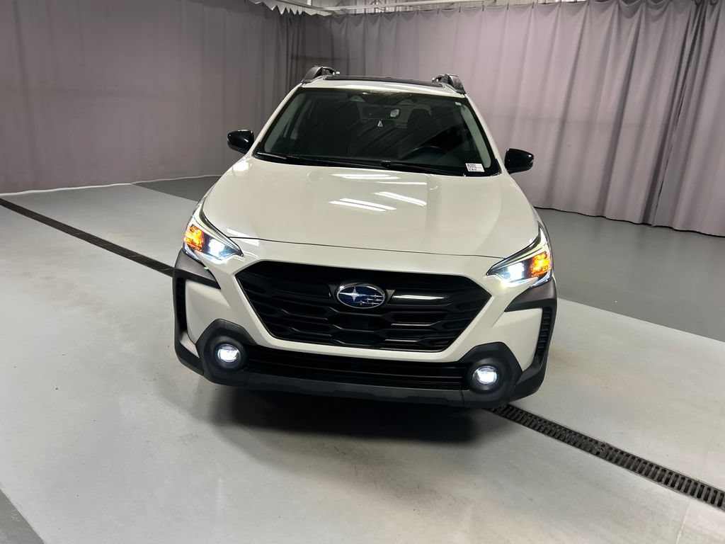 Used 2024 Subaru Outback Onyx Edition AWD/4WD image 2